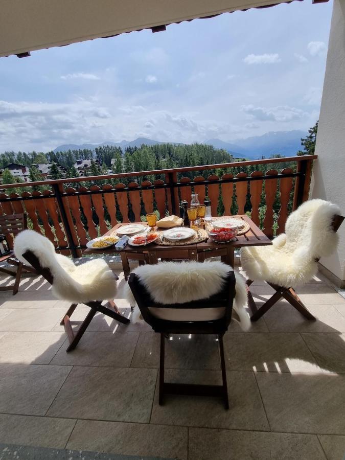 Between Slopes And Golf Facing The Alps Crans-Montana Exterior foto